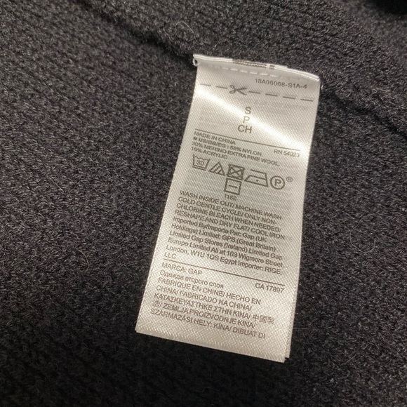 Gap cardigan EUC - Picture 5 of 7